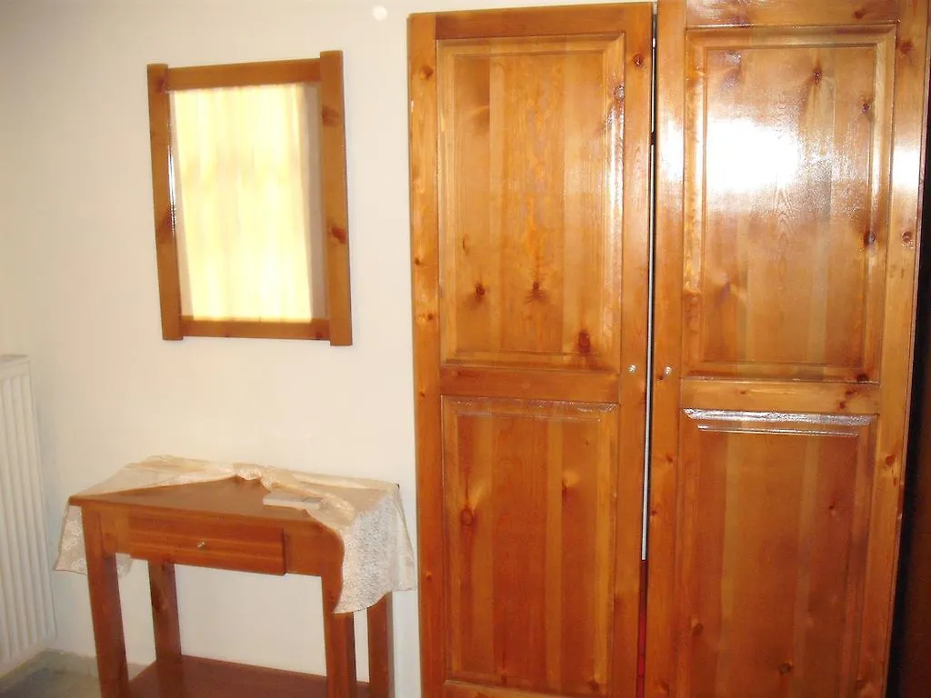 Xenios Loutra Village Karnagio Apartment